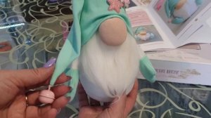 творческий гномик из набора Арт Ткани