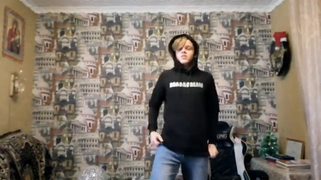 Купил Мерч Road To The Dream | Рум-Тур | Моменты с Лагеря | НОВОГОДНИЙ ВЛОГ 2021 | DS 2 | Часть 1/3 смотреть онлайн