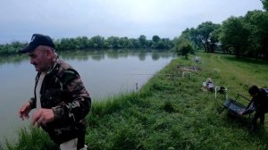 РЫБАЛКА НА КУБАНИ х.БОГДОСАРОВ ЛОВИМ КАРАСЯ И ОТЛИЧНО ОТДЫХАЕМ