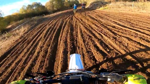 Кантри Кросс 1 этап о. Русский (Дракино) 8.10.22 смотреть онлайн