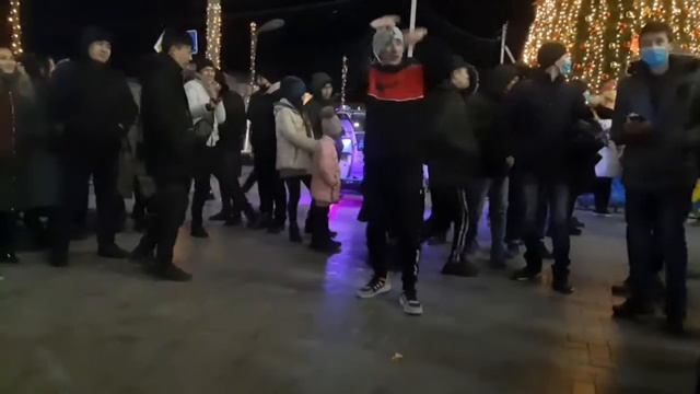 Lezginka va Break Dance Raqslar toplami Uzbekistan Lezginka Eng zo'r Raqslar Top 10 Shok video смотреть онлайн