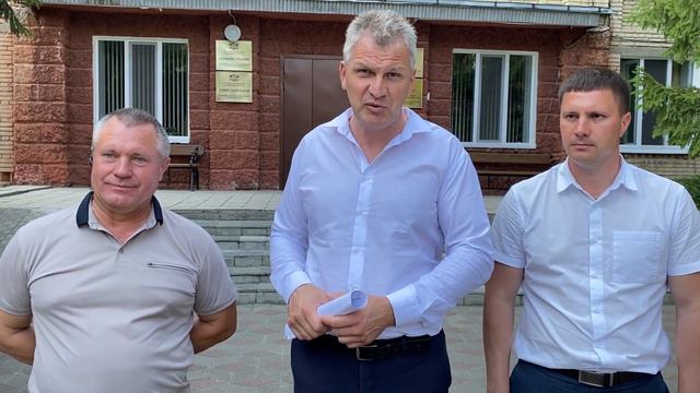 ГЛАВУ РАЙОНА В ОТСТАВКУ! ШУЕНКОВ НЕ СЛЫШИТ ЛЮДЕЙ! смотреть онлайн