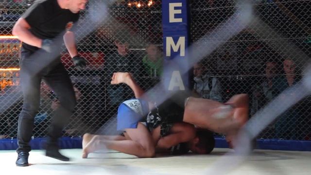 НЧ, STAGE 7.10.18   АНДРЕЙ ЯЛЫМОВ VS  СЕРГЕЙ   МУРАЛОВ  НАРОДНЫЙ ЧЕМПИОНАТ ПАНКРАТИОН ТАГАНРОГ.