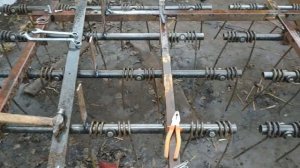 Отличная самоделка для фермера. Пружинная борона на МТЗ и ЮМЗ  Сезон 2021