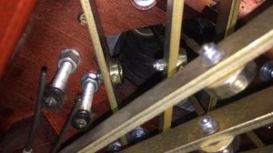 Арфа не гитара, арфистка не сороконожка. Сколько весит арфа?