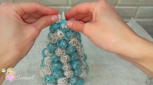 Елка из фольги. Christmas tree made of foil.