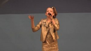 Я рисую этот мир. исп. Мосалева Дарья . Группа Конфетти