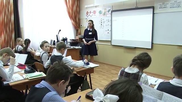 В сентябре в школы Кирова отправятся более 6,5 тысяч ребят смотреть онлайн