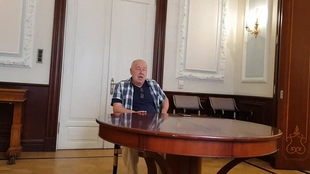 Самый старый отель в центре Москвы «Савой» в компании "Умные люди" с чаепитием в роскошном ресторан смотреть онлайн