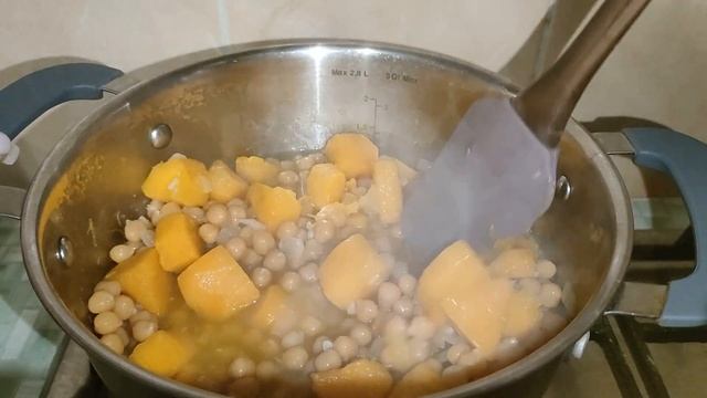 Крем-суп из тыквы с нутом / Диетический суп / Низкокалорийный рецепт / Простой рецепт на обед