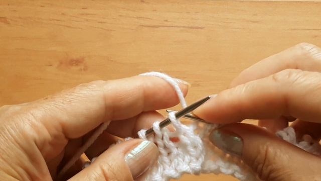 Вертикальные косы. Узор спицами для жилета, кардигана