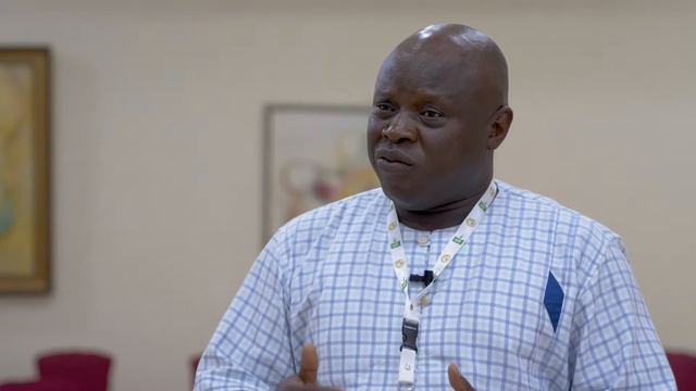 Success Story : Amara Traoré, ancienne gloire du Football reconverti en Président de Club Pro смотреть онлайн