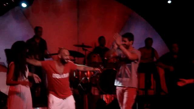 O MPAKAS KAI TO STAR STO "THALASSA LIVE" VOLOS ME HLIA VRETTO, VOLOS SYRTAKI 2012 смотреть онлайн