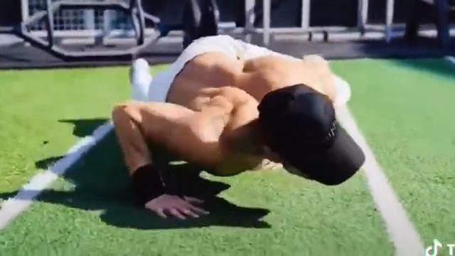 polly spiderman))).мастер.полли это видео было скопировано с тик тока Master.polly смотреть онлайн