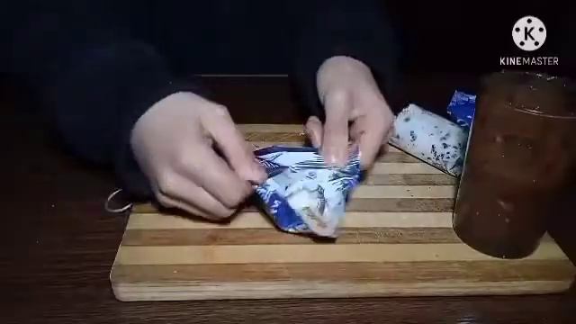 КАК СДЕЛАТЬ МОРОЖЕНОЕ OREO В ДОМАШНИХ УСЛОВИЯХ / HOW TO MAKE ICE CREAM OREO AT HOME смотреть онлайн