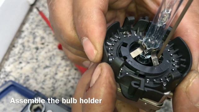 How to replace a xenon burner bulb Opel J Vauxhall Astra Holden Astra Opel GTC Vauxhall GTC Buick