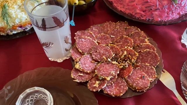 В ГОСТИ К ПОДРУГЕ. ДРУЖИМ 35 ЛЕТ. смотреть онлайн