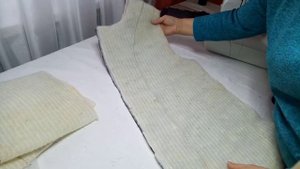 Продолжаем шить пальто. Часть 3 СОЕДИНЯЕМ ПОДКЛАДКУ С УТЕПЛИТЕЛЕМ