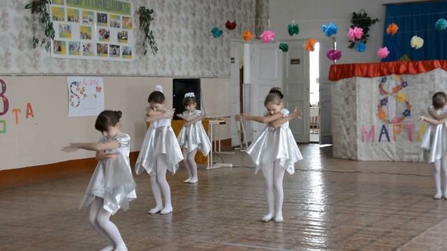 Беатрис с танцем для Мамы! смотреть онлайн