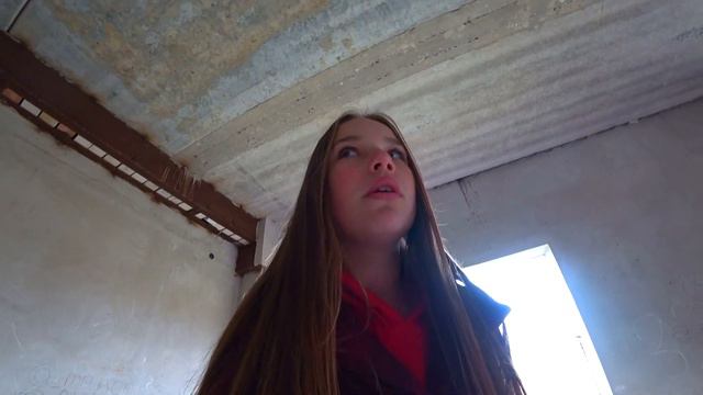 ДАРИНА ЧУТЬ НЕ ОБКАК*ЛАСЬ ОТ СТРАХА!!! смотреть онлайн