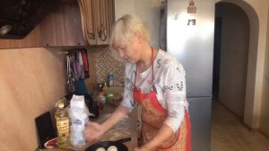 Дружная семейка/открытый пирог/пирог с повидлом/беляши/