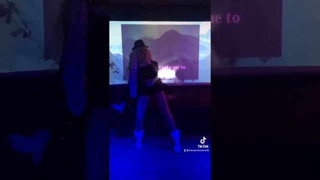 «Моя королева»!!!! Владимир Песня & Леночка Желанкина.??❤️???????????????????? смотреть онлайн