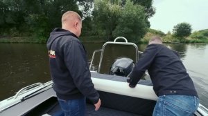 НАШ Катер Phoenix 600ht (СПЭВ) Пол-кабины + каюта + финский пластик. Обзор катера
