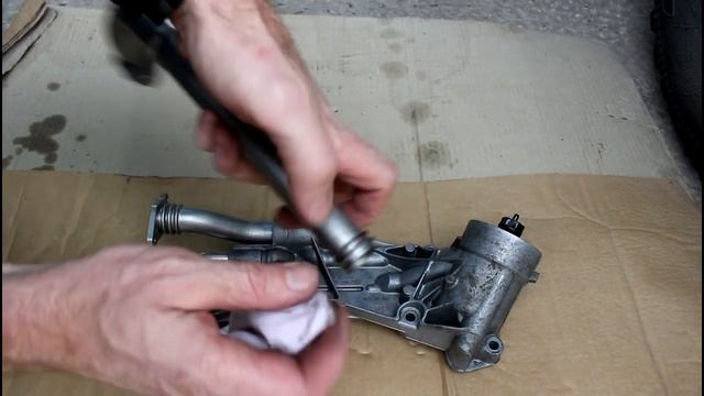 Снятие и установка теплообменника двигателя на Chevrolet Cruze 1,8 Шевроле Круз 2011 года 2часть смотреть онлайн