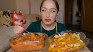 Мукбанг - ИСТОРИЯ / ПСИХУШКА часть 1 / ГОЛУБЦЫ И САЛАТ