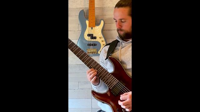 Avenged Sevenfold - Scream Guitar solo | Schecter Hellraiser C-7 смотреть онлайн