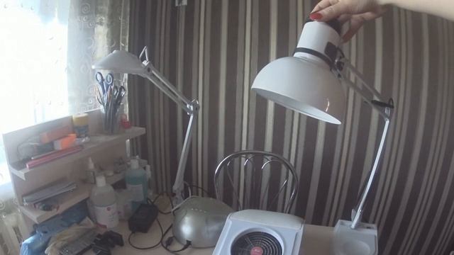 Настольная лампа для мастера маникюра. смотреть онлайн