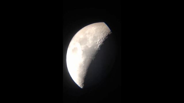 150mm Telescope Moon... смотреть онлайн