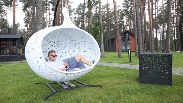 Белое подвесное кресло из базальта Bios Hide смотреть онлайн