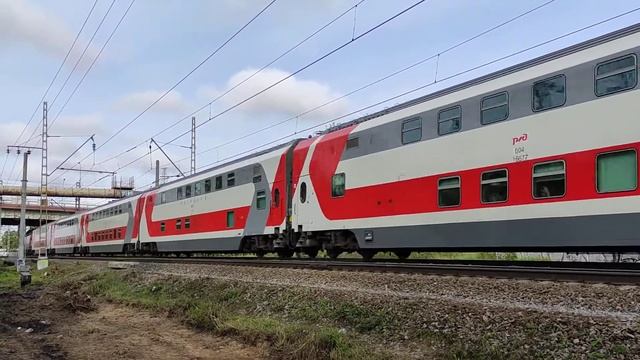 Электровоз ЭП20-048, перегон Заневский пост-II — Дача Долгорукова, г. СПб, 20.09.2021г. смотреть онлайн