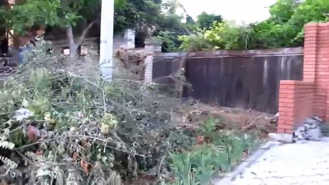 Расчистка участка перед домом смотреть онлайн