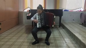 Стриковцова Сабрина (8 лет). Л. Колесов "Веселая карусель"