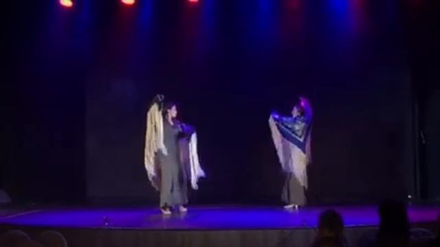 Caña con manton. Natalia Kim, Julia Mariquita смотреть онлайн