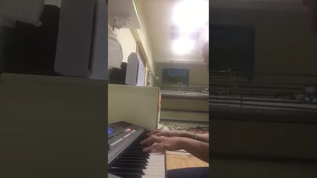 Вера, красивая мелодия, игра на синтезаторе смотреть онлайн