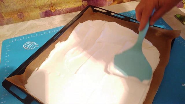 ЛЮБИМОЕ ЛАКОМСТВО/МЕРЕНГОВЫЙ РУЛЕТ/MERINGUE/酥皮Sū pí/РЕЦЕПТ/ @ СЛАДКОЕ НАСТРОЕНИЕ смотреть онлайн