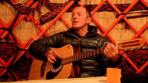 "Царица Непала" в исполнении Дениса Урубко