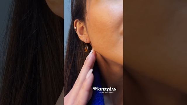 Swarovski Taşlı 6628 Xilion Triangle 925 Ayar Gümüş Küpe   Topaz смотреть онлайн