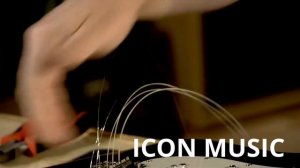 How To - Change Electric Guitar Strings by Fender at ICON MUSIC