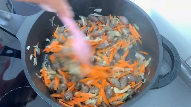 Куриные сердечки в томатном соусе! Быстрое, Вкусное и Бюджетное Блюдо!