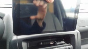 Магнитное крепление для планшета на центральную консоль Гранты