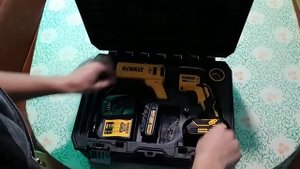 Шуруповерт DeWalt DCF620D2K под гипсокартон  ,быстрый обзор комплекта