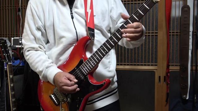 Fender Japan STR 75R E Serial& Kz TrebleBooster+ibanez TS 808+Orenge DarkTerror 001 смотреть онлайн