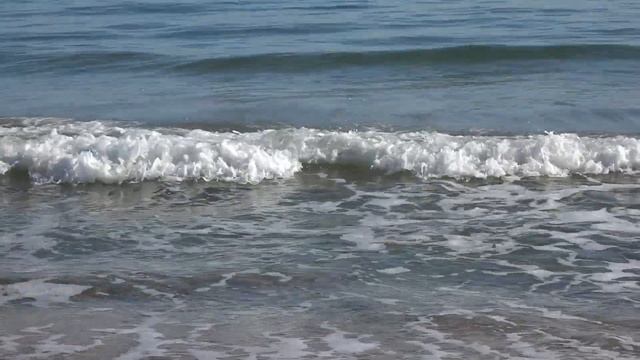 Успокаивающие звуки моря для засыпания, медитации, релакса. И залипательное видео для визуализации. смотреть онлайн