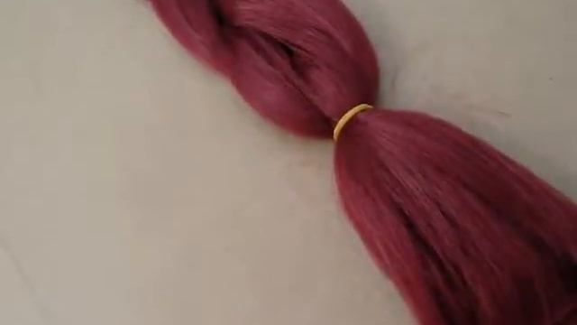 Черно красный канекалон 60 сантиметров смотреть онлайн