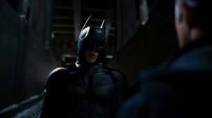 Бэтмен спасает Джона Блэйка и полицейских