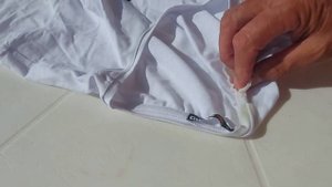 Как легко можно вывести въевшиеся пятна с белых вещей.